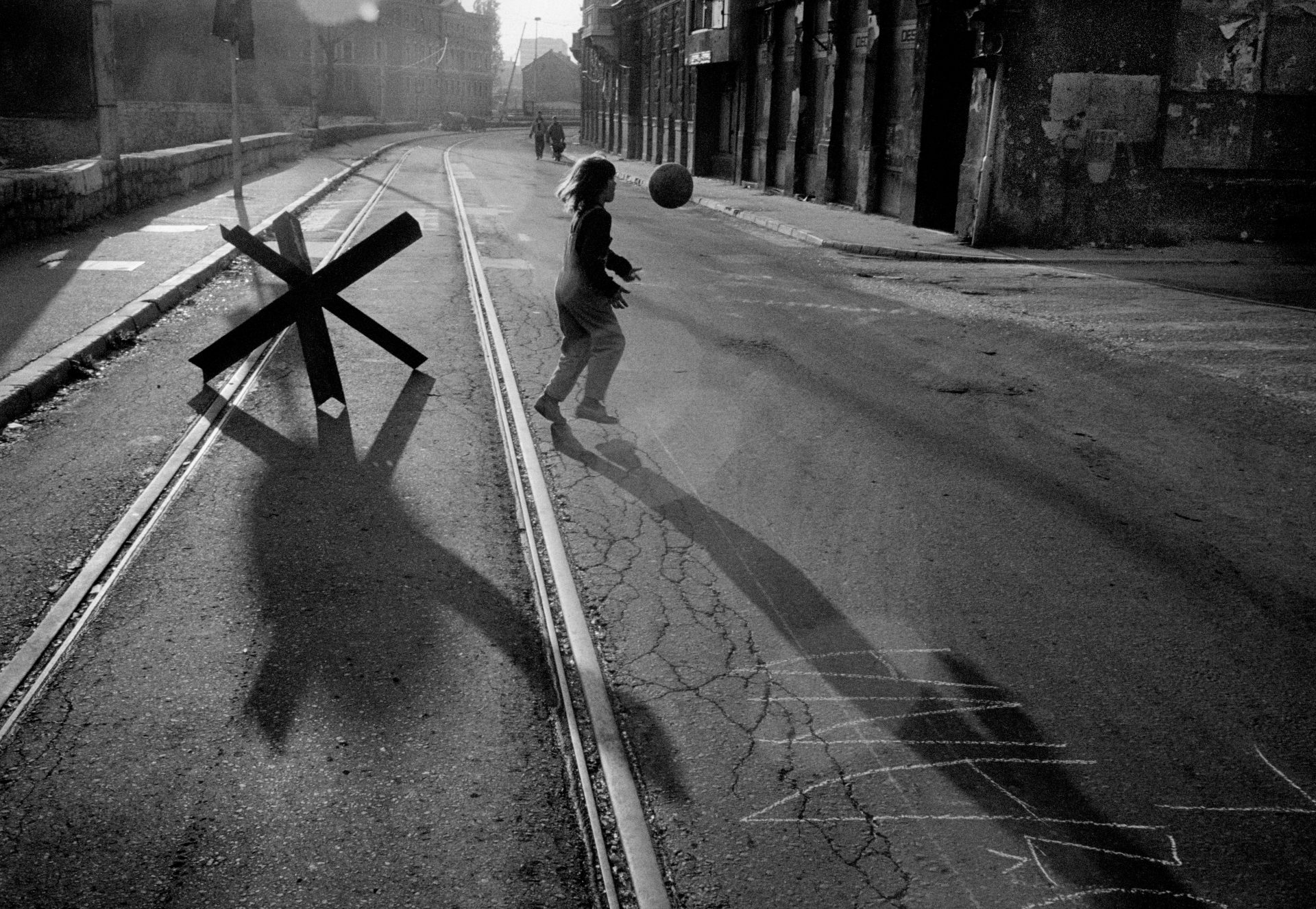 photography-bearing-witness-and-the-yugoslav-wars-with-paul-lowe