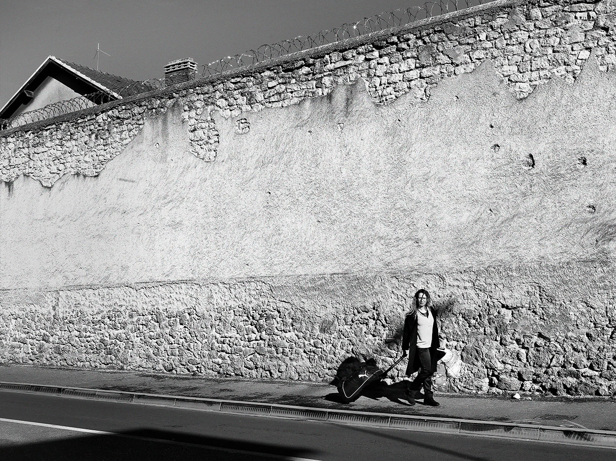 Year 2019: Axelle de Russé / Studio Hans Lucas for her project “Dehors." In France, women represent 3.6% of the prison population. An invisible minority, ostracized, isolated, their reintegration is an obstacle course. This is the story of their life on the "outside."