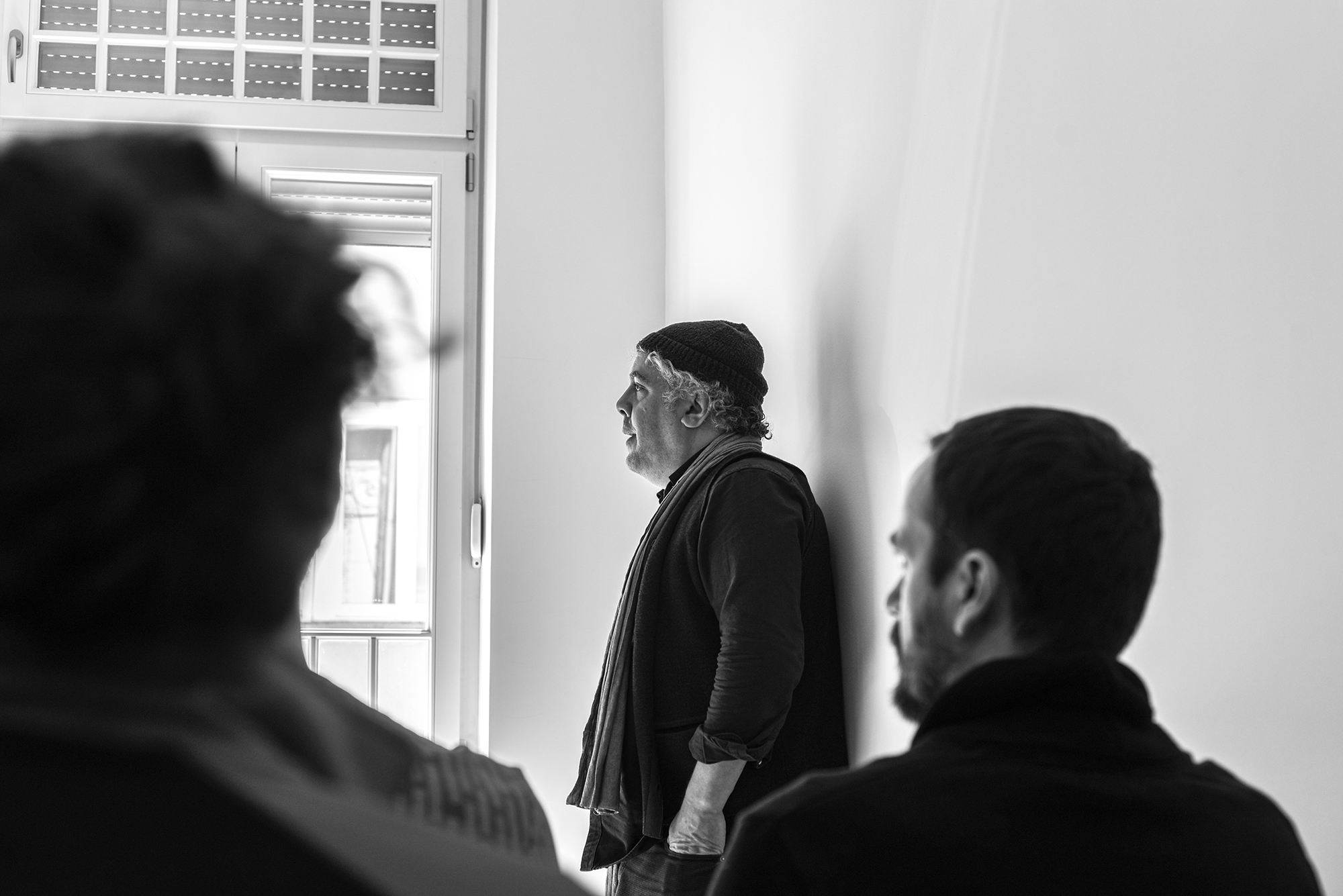 Ron Haviv listens to a lecture. ©Andjela Petrovski