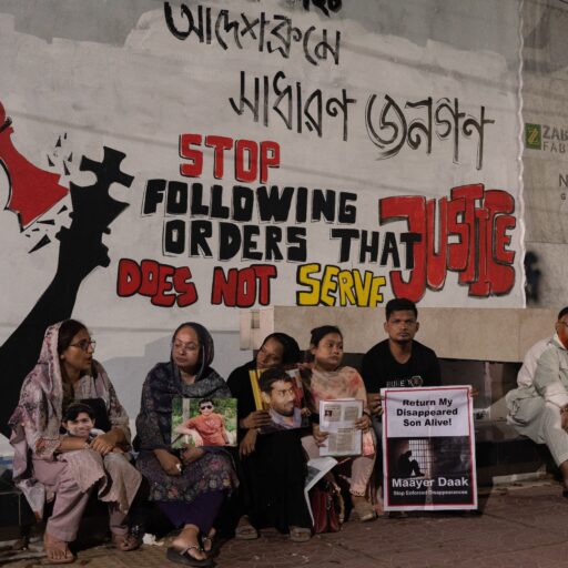 Sanjida Islam Tulee, coordinator of Maayer Daak, received reports from journalists about a possible secret detention center at the Detective Branch (DB) offices where victims’ families might find their missing loved ones. Upon hearing the news, families of the disappeared gathered outside the DB offices, hoping for reunions. However, no one was found, photographed in Dhaka on Aug. 7, 2024. © Mosfiqur Rahman Johan.
